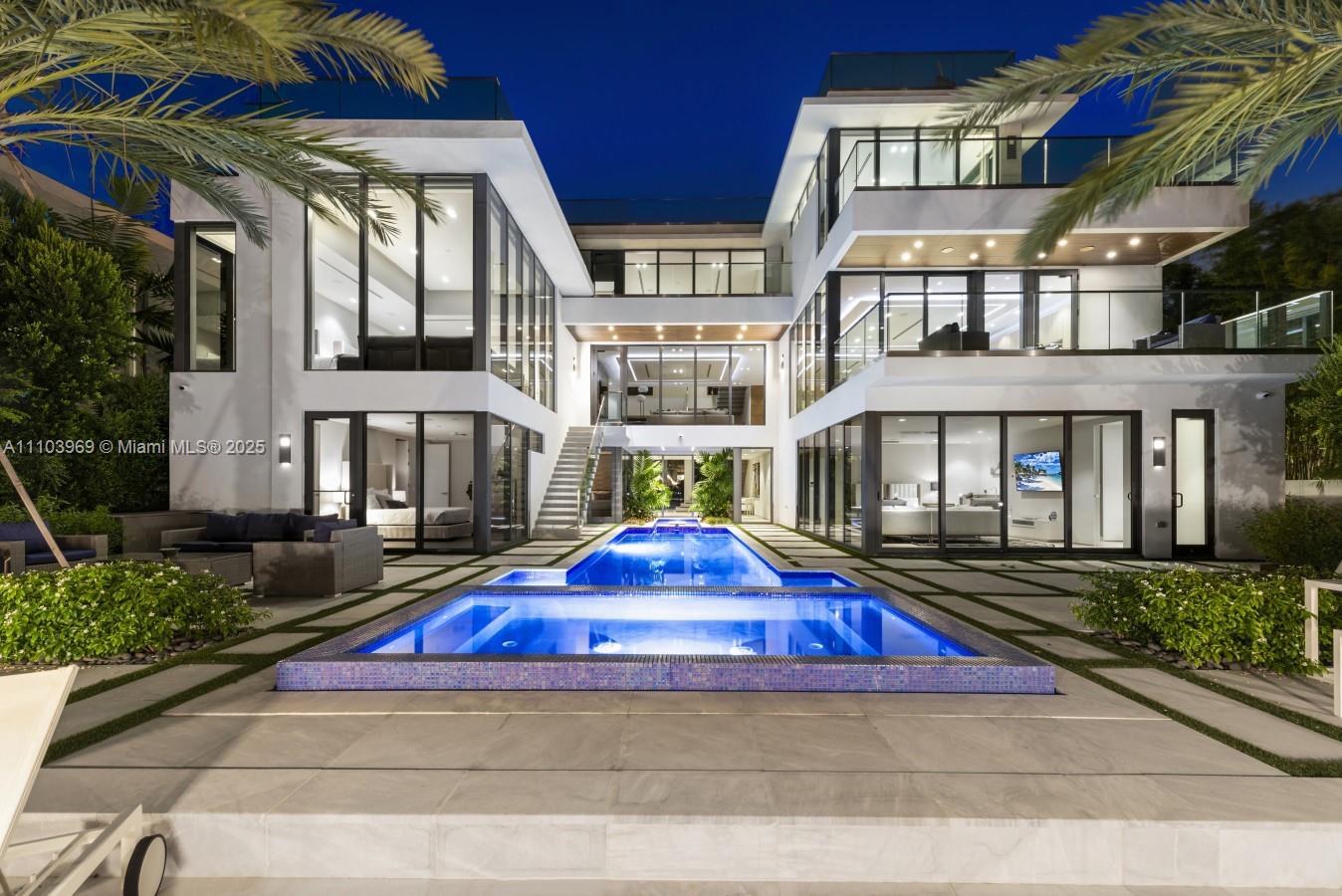 440 Mola Ave, Fort Lauderdale FL 33301