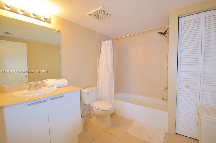 16699 Collins Ave #1509, Sunny Isles Beach FL 33160