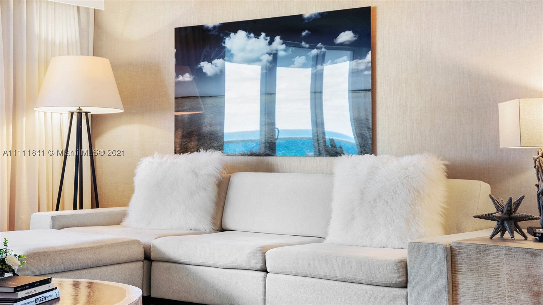 102 24th St #904, Miami Beach FL 33139