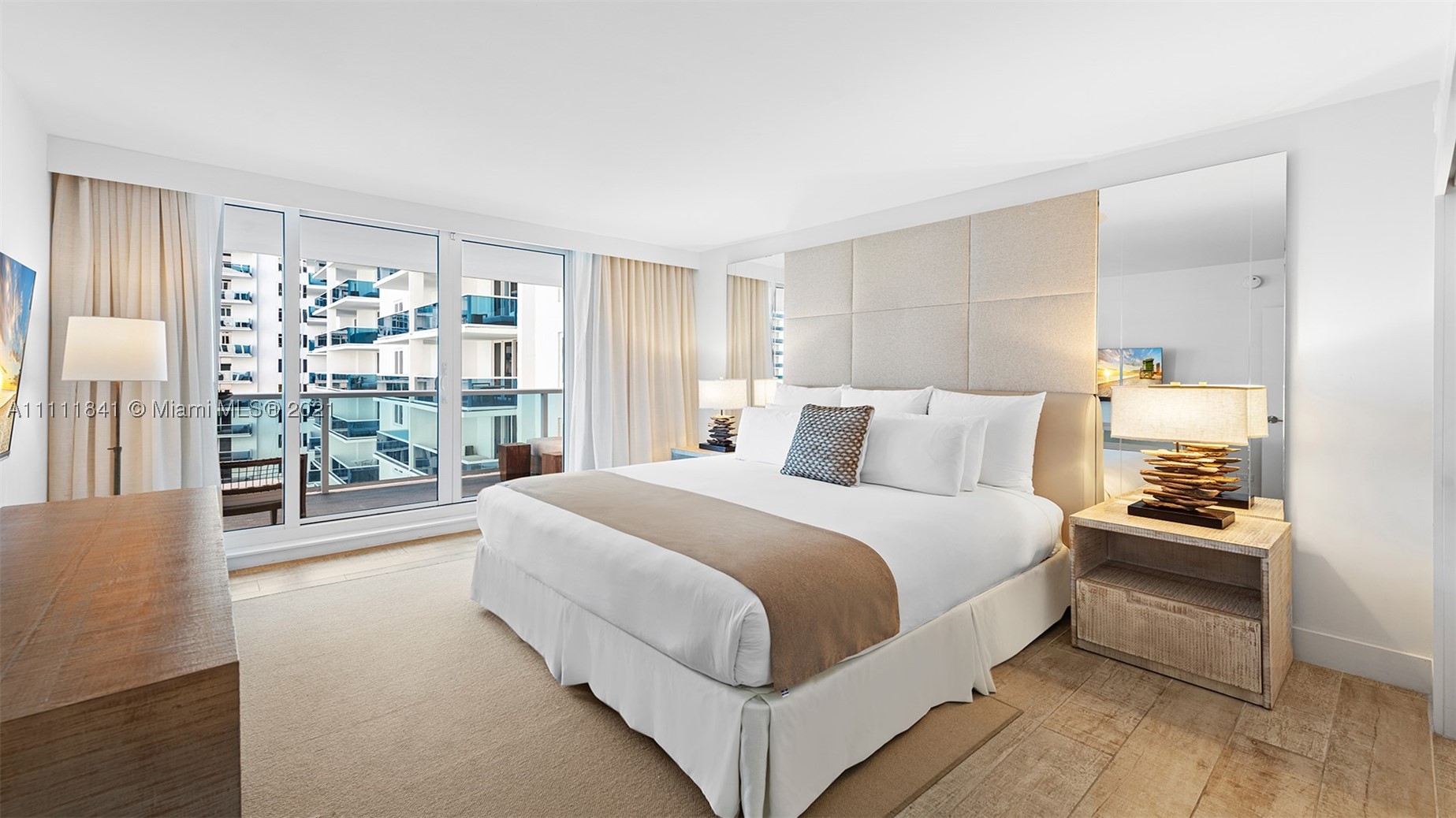 102 24th St #904, Miami Beach FL 33139
