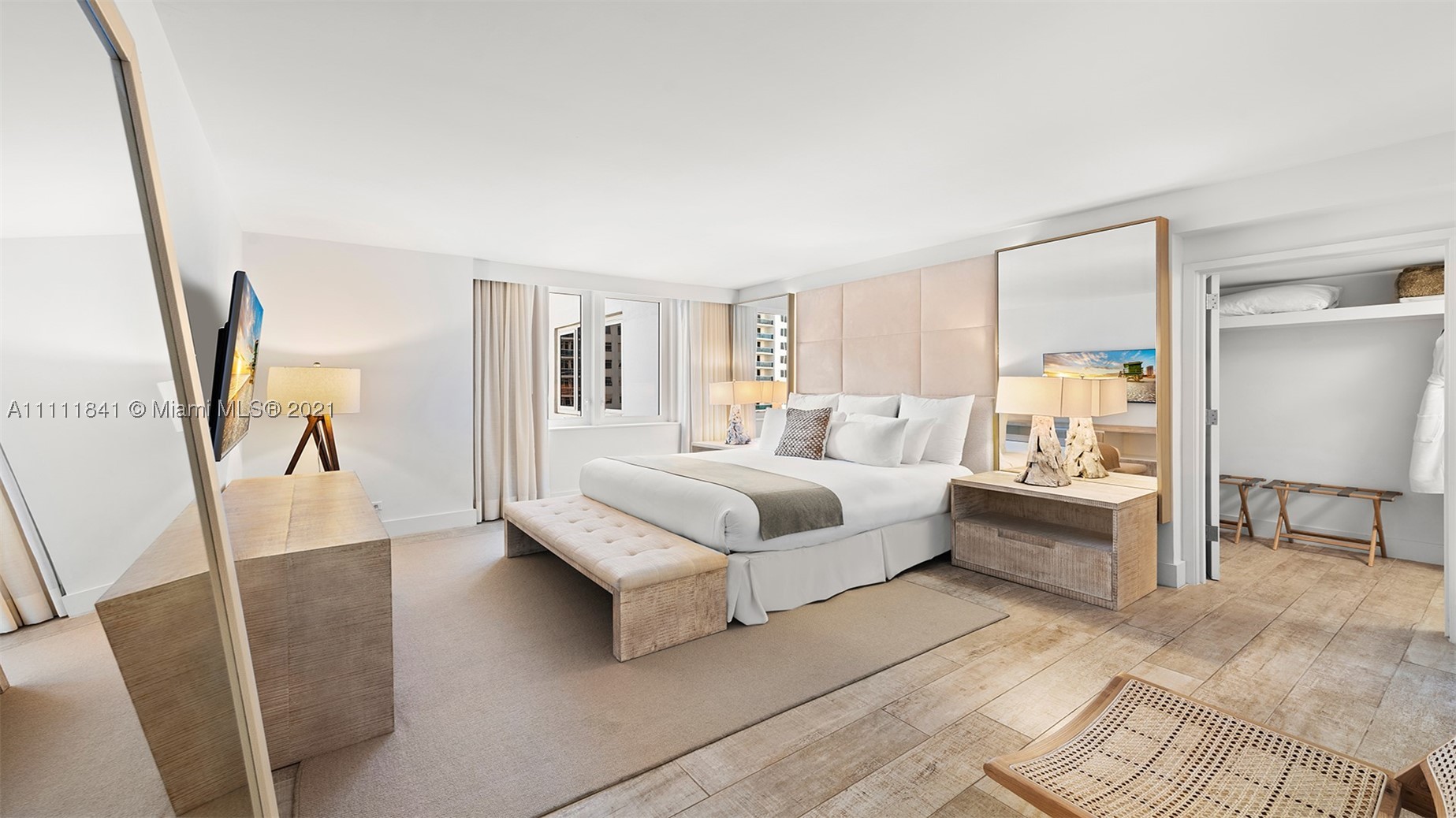102 24th St #904, Miami Beach FL 33139