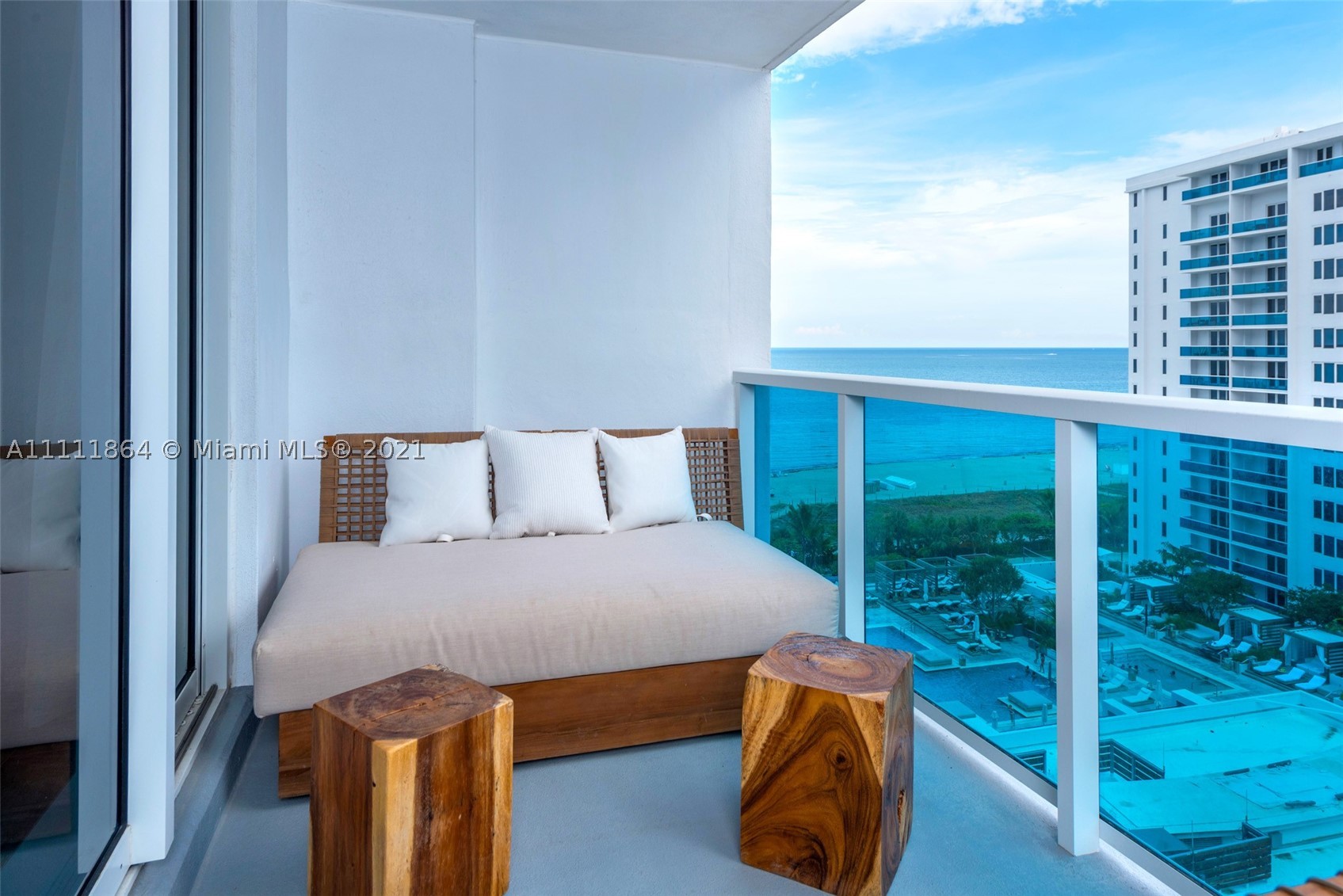102 24th St #906, Miami Beach FL 33139