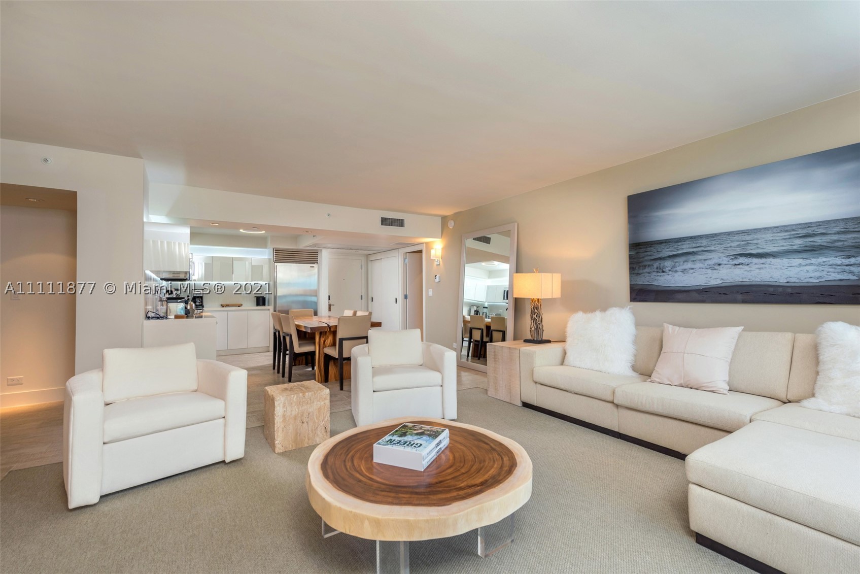 102 24th St #915, Miami Beach FL 33139