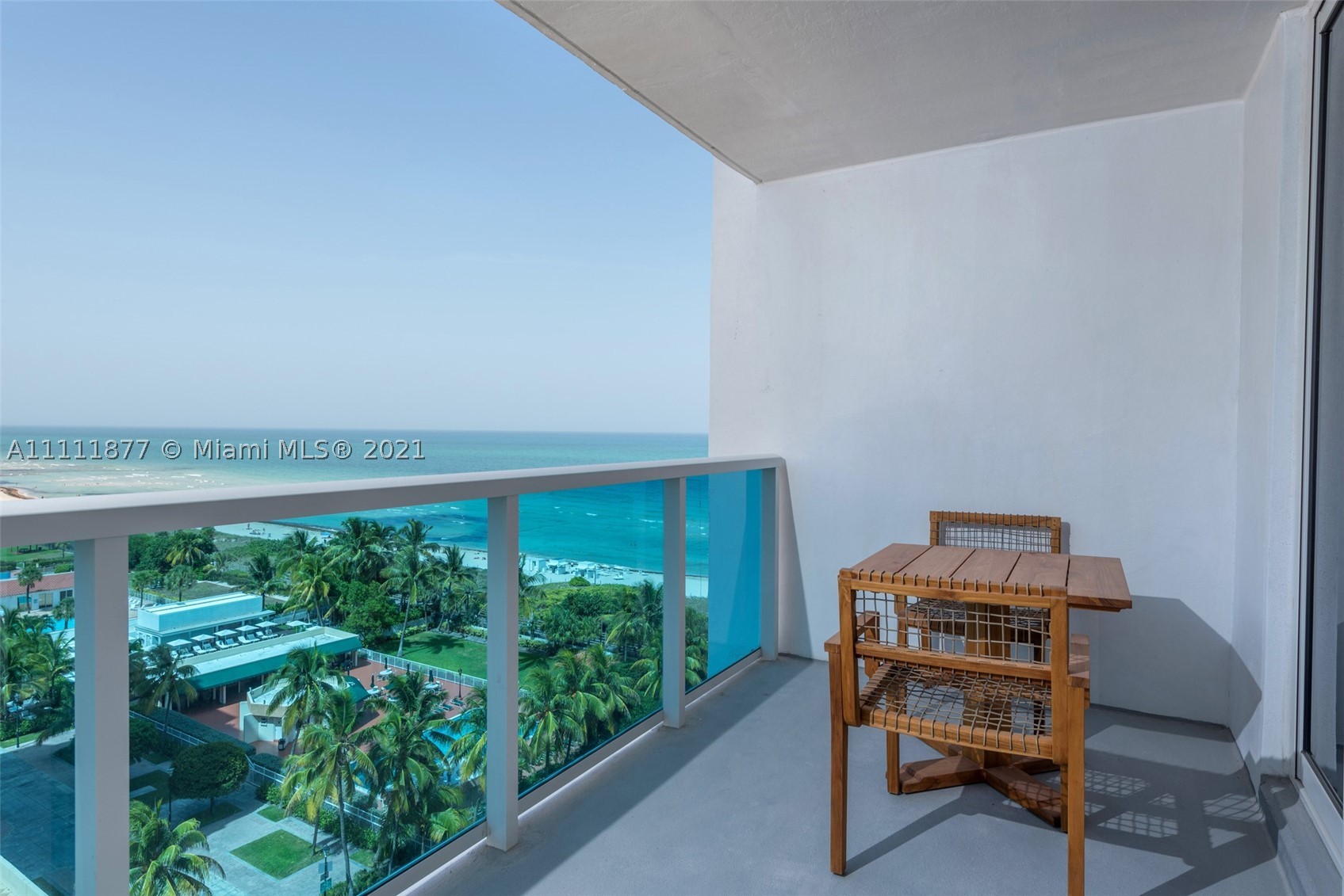 102 24th St #915, Miami Beach FL 33139