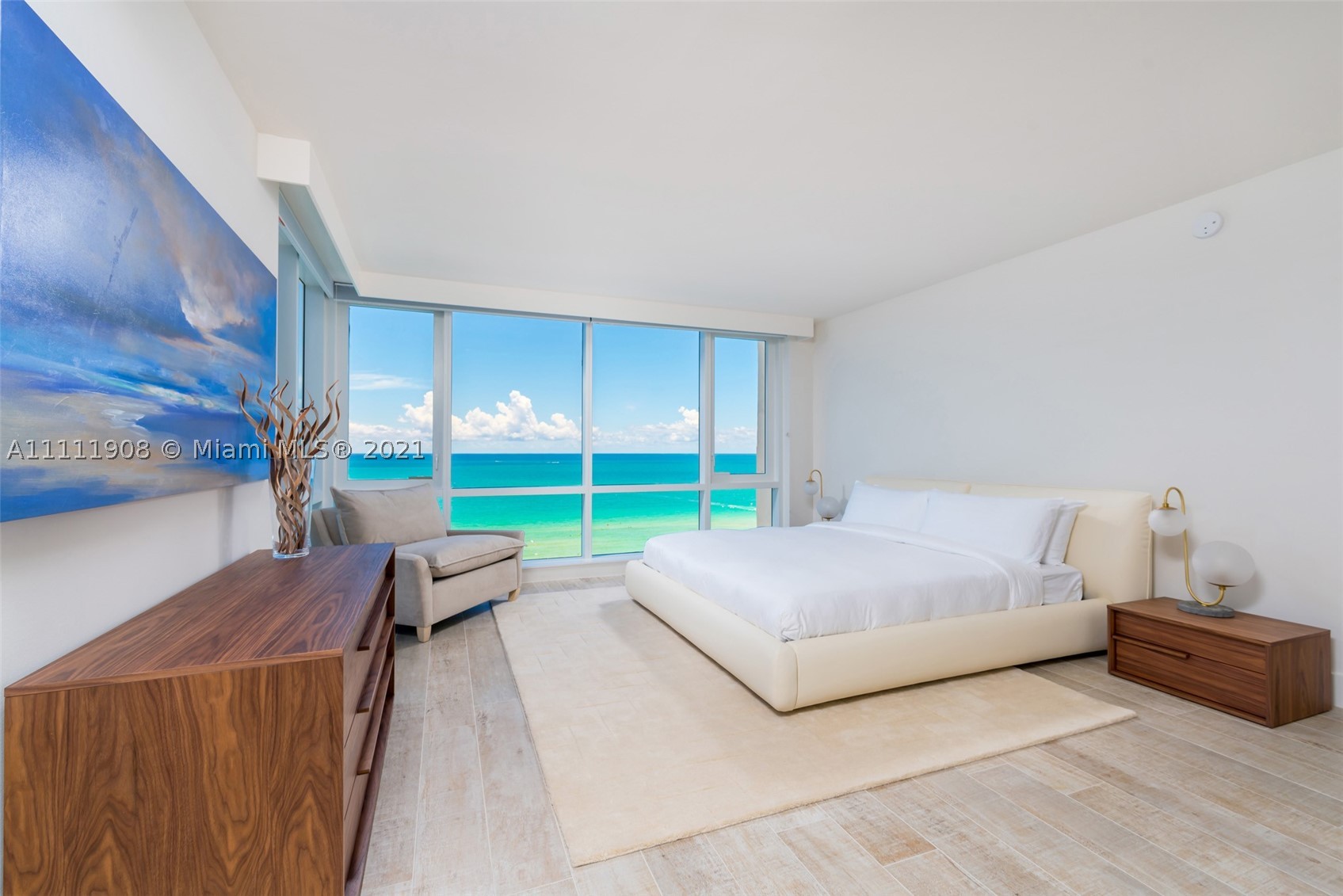 102 24th St #1019, Miami Beach FL 33139