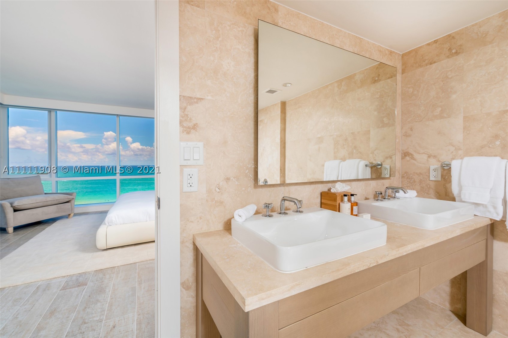 102 24th St #1019, Miami Beach FL 33139