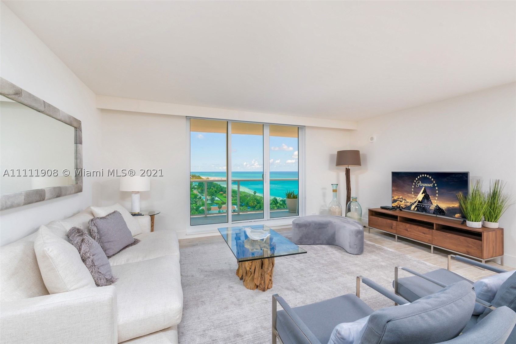 102 24th St #1019, Miami Beach FL 33139