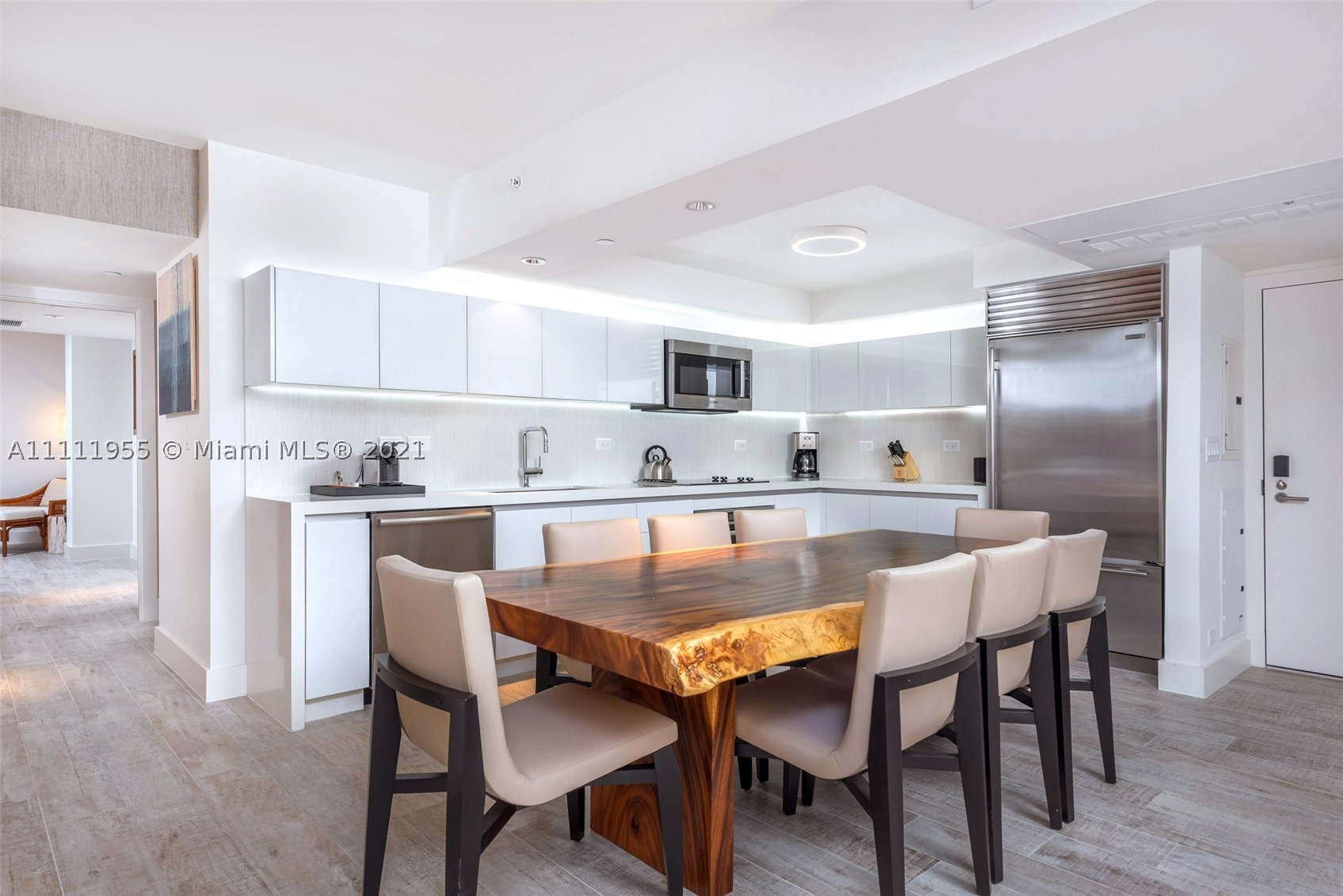 102 24th St #1144, Miami Beach FL 33139