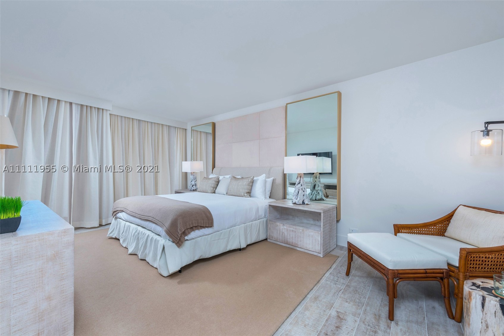 102 24th St #1144, Miami Beach FL 33139
