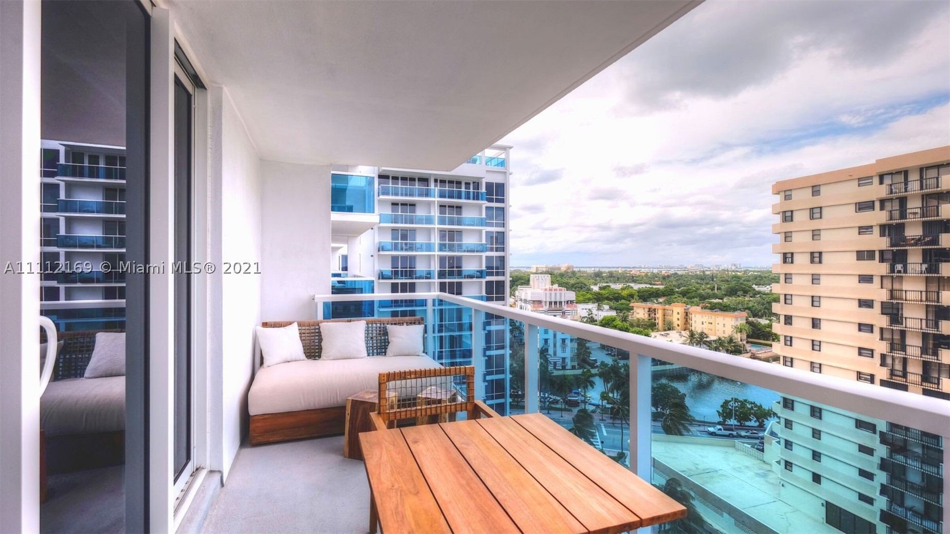 102 24th St #1211, Miami Beach FL 33139