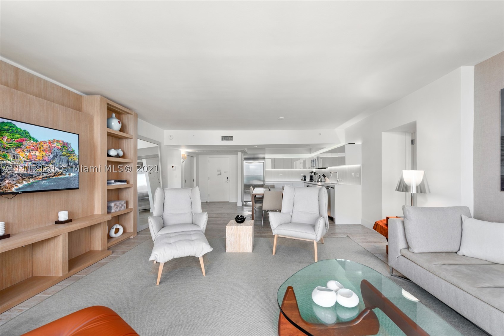 102 24th St #1219, Miami Beach FL 33139