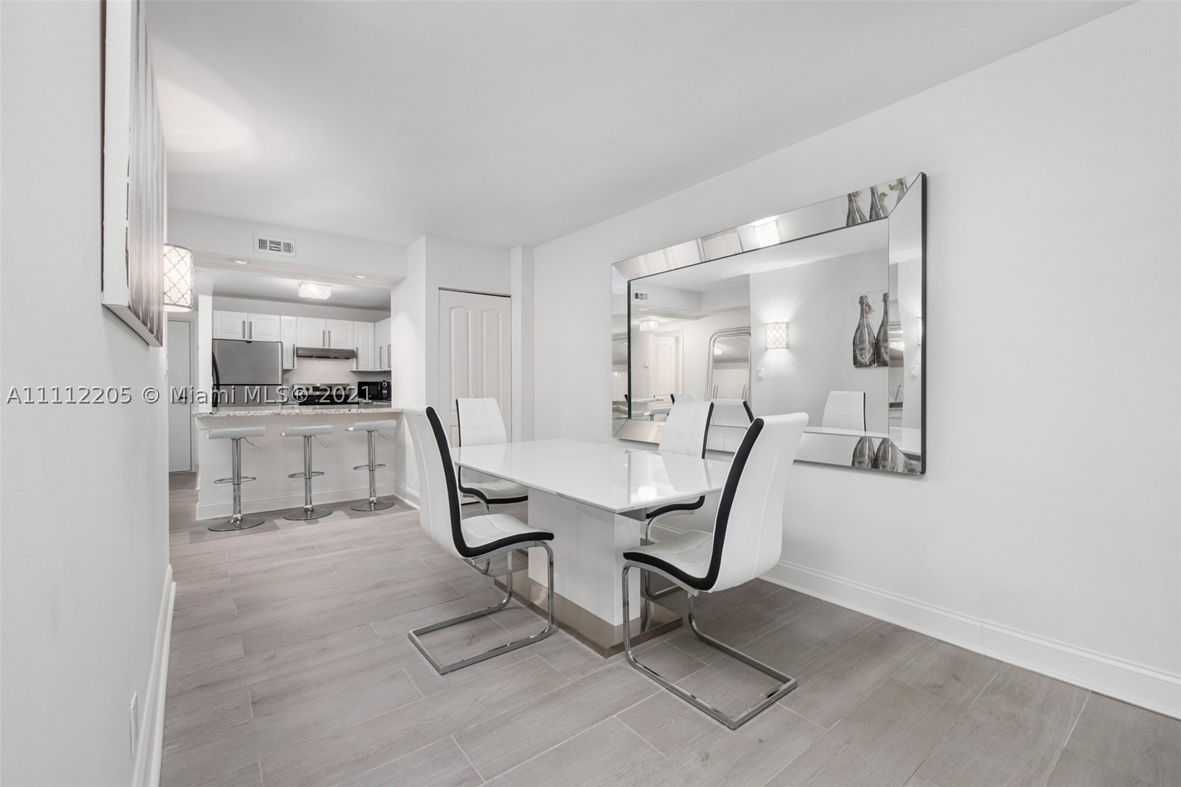 2301 Collins Ave #328, Miami Beach FL 33139