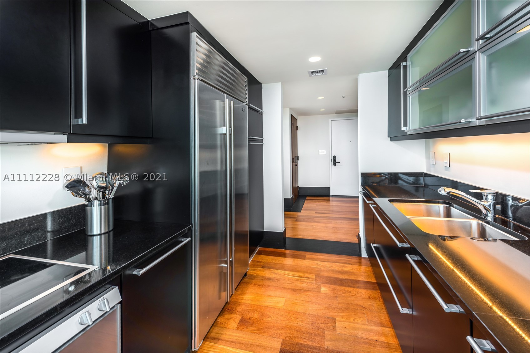 101 20th St #2707, Miami Beach FL 33139