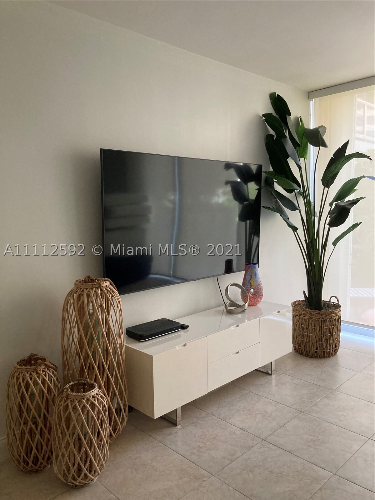 5161 Collins Ave #210, Miami Beach FL 33140