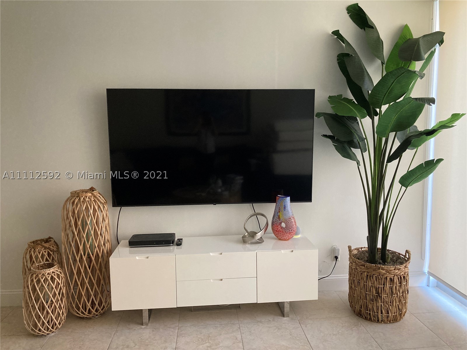 5161 Collins Ave #210, Miami Beach FL 33140