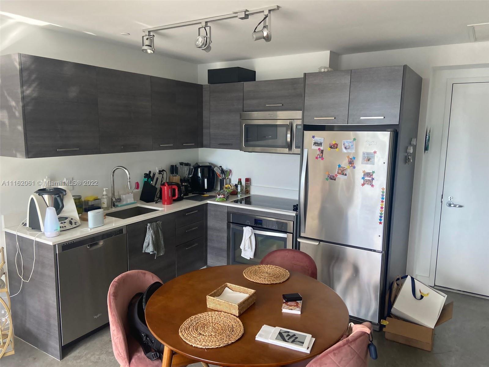 151 SE 1st St #PH05, Miami FL 33131