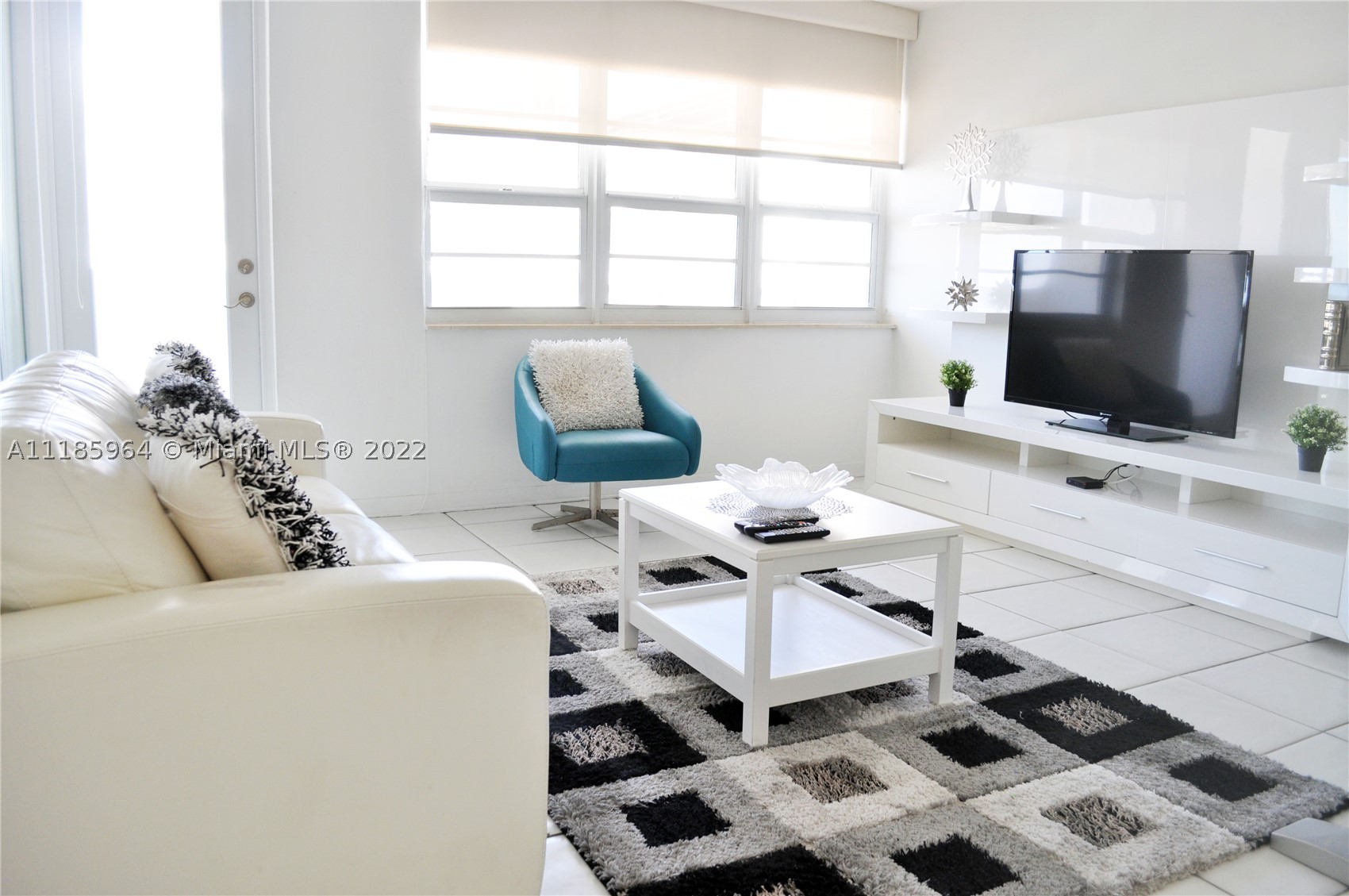 100 Lincoln Rd #910, Miami Beach FL 33139
