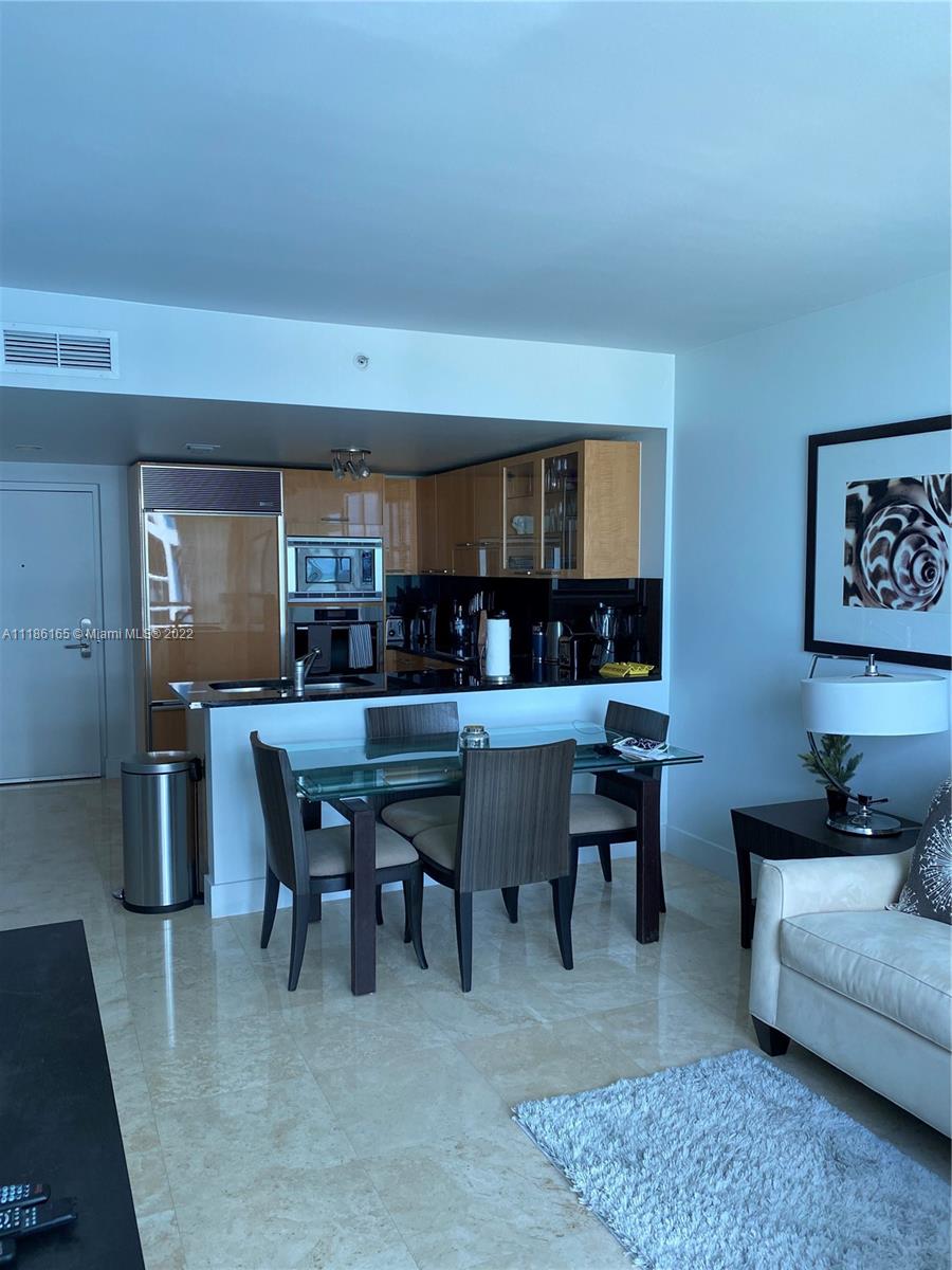 6801 Collins Ave #1102 (door 1111), Miami Beach FL 33141