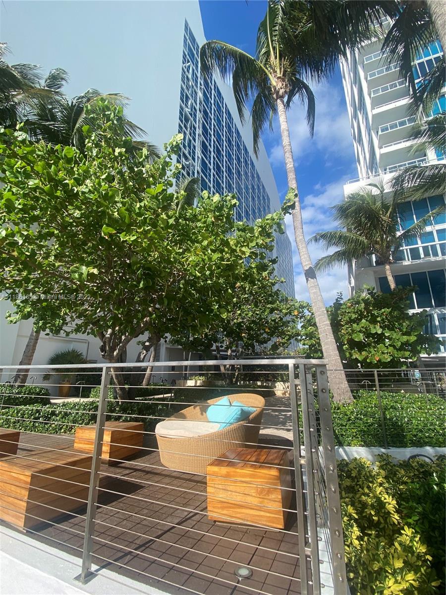 6801 Collins Ave #1102 (door 1111), Miami Beach FL 33141