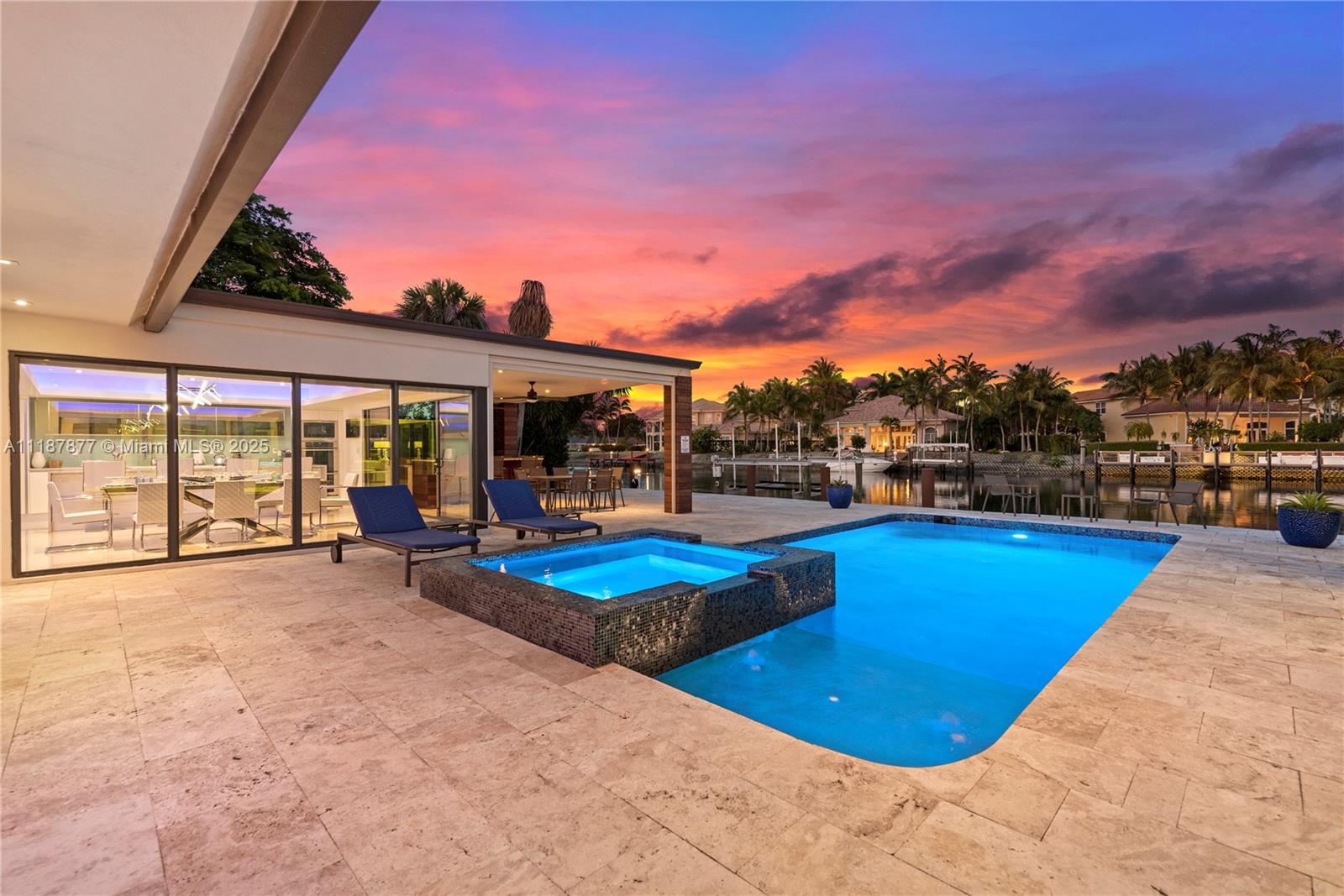 1025 Diplomat Pkwy, Hollywood FL 33019