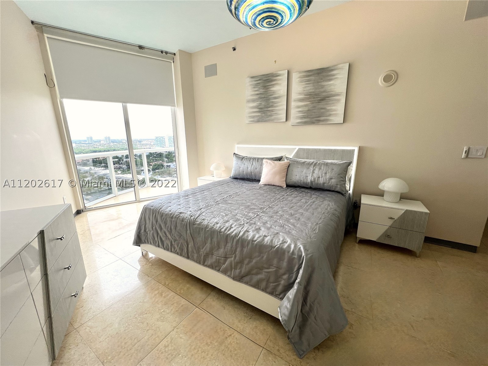 16001 Collins Ave #1705, Sunny Isles Beach FL 33160
