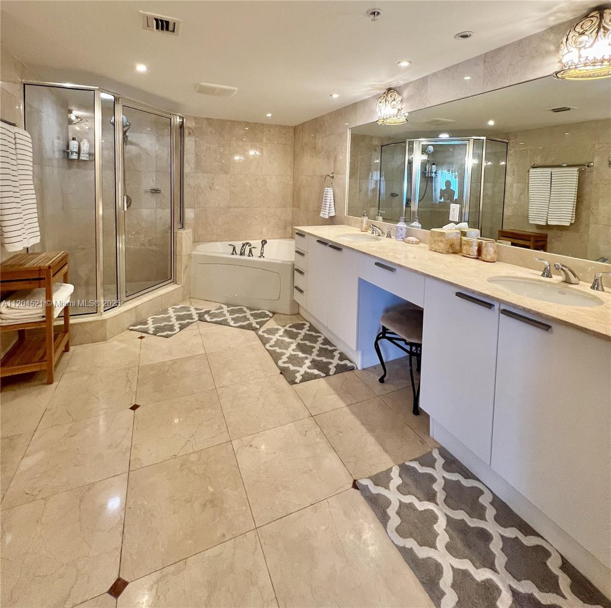 16699 Collins Ave #2704, Sunny Isles Beach FL 33160