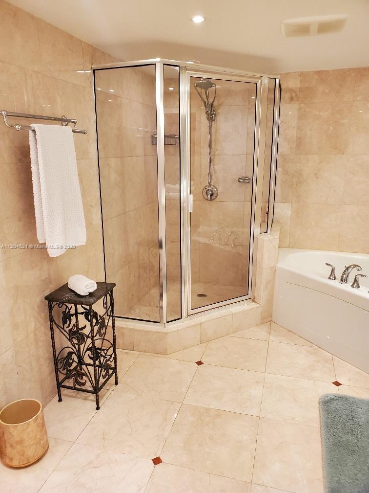 16699 Collins Ave #2704, Sunny Isles Beach FL 33160