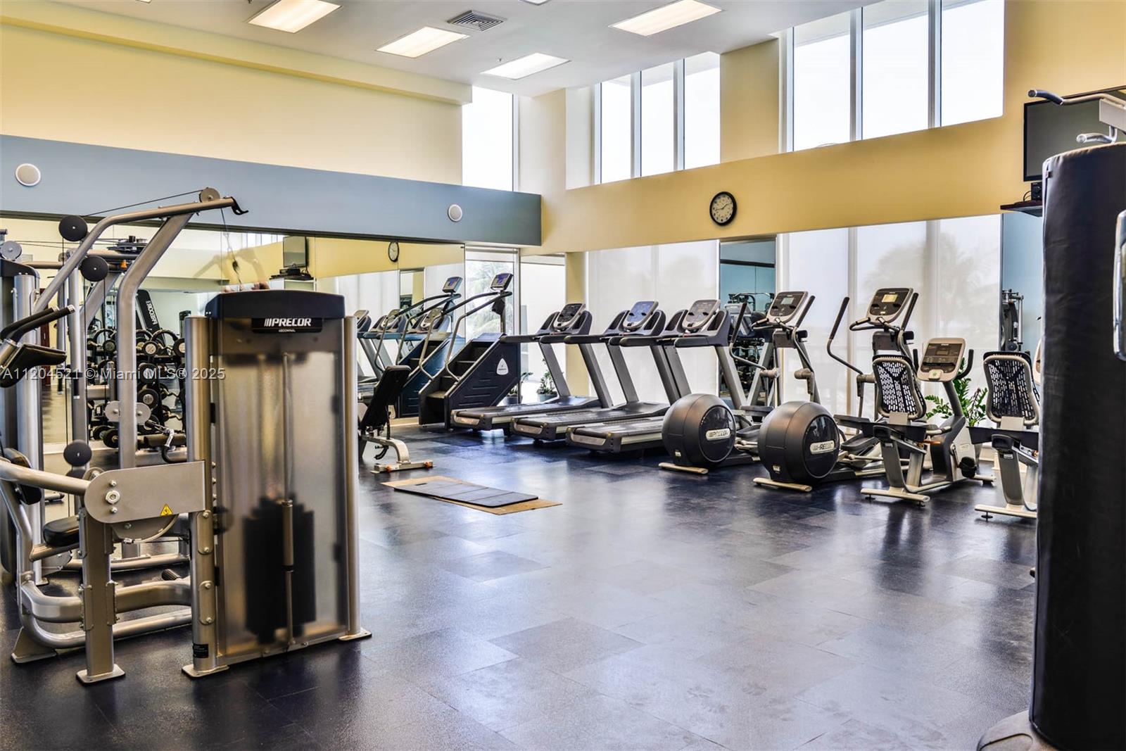 16699 Collins Ave #2704, Sunny Isles Beach FL 33160