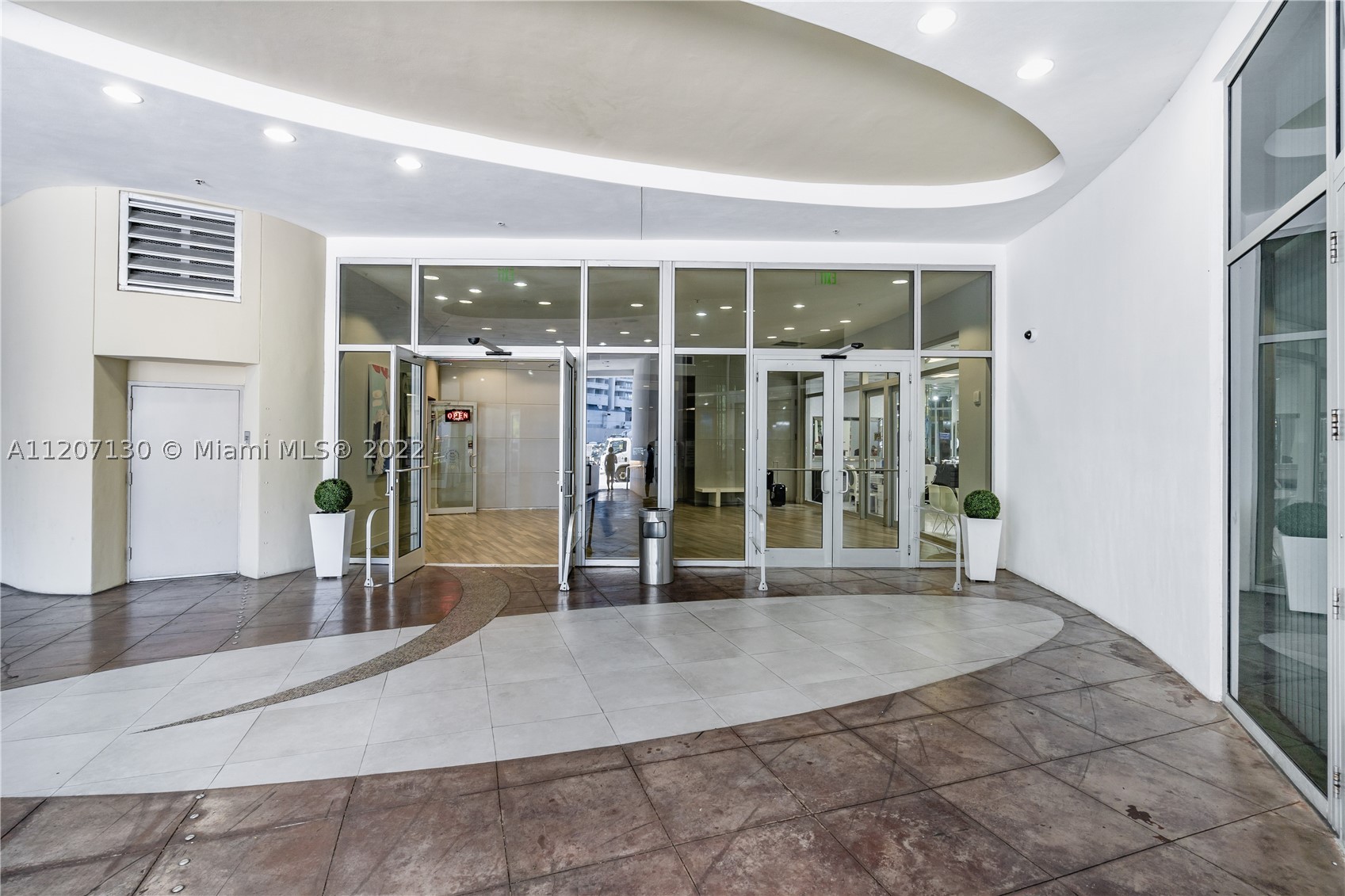 1750 N Bayshore Dr #3914, Miami FL 33132