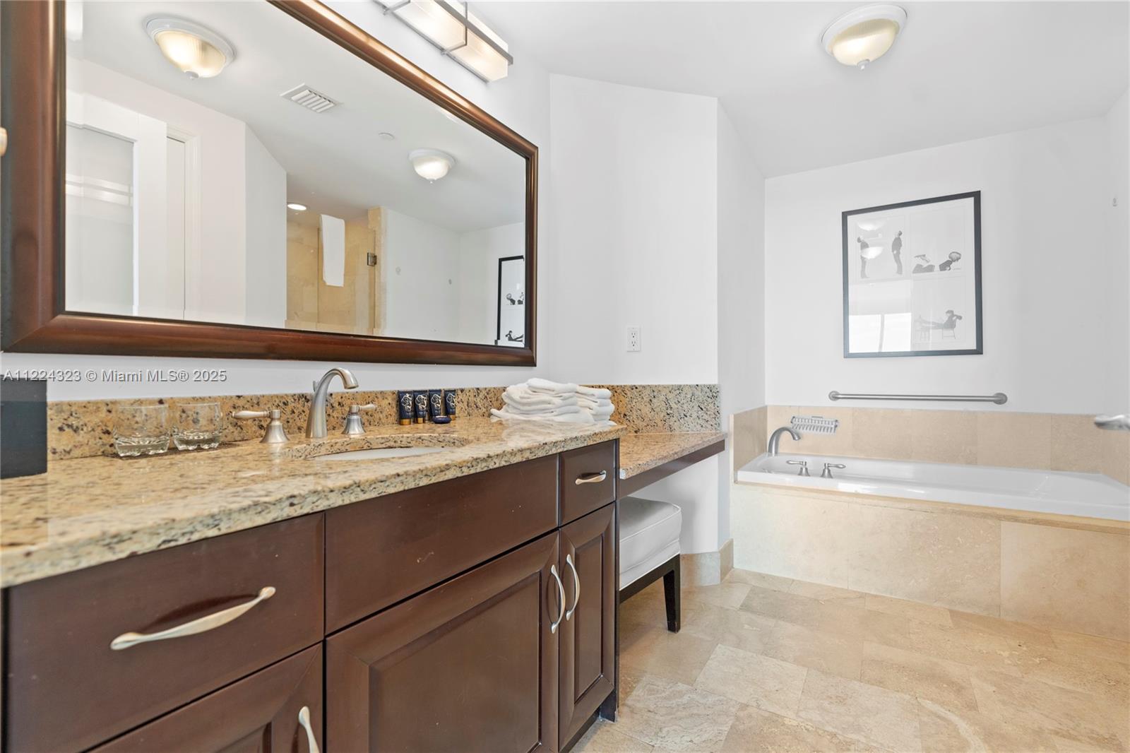 4401 COLLINS AV #2906/2908, Miami Beach FL 33140