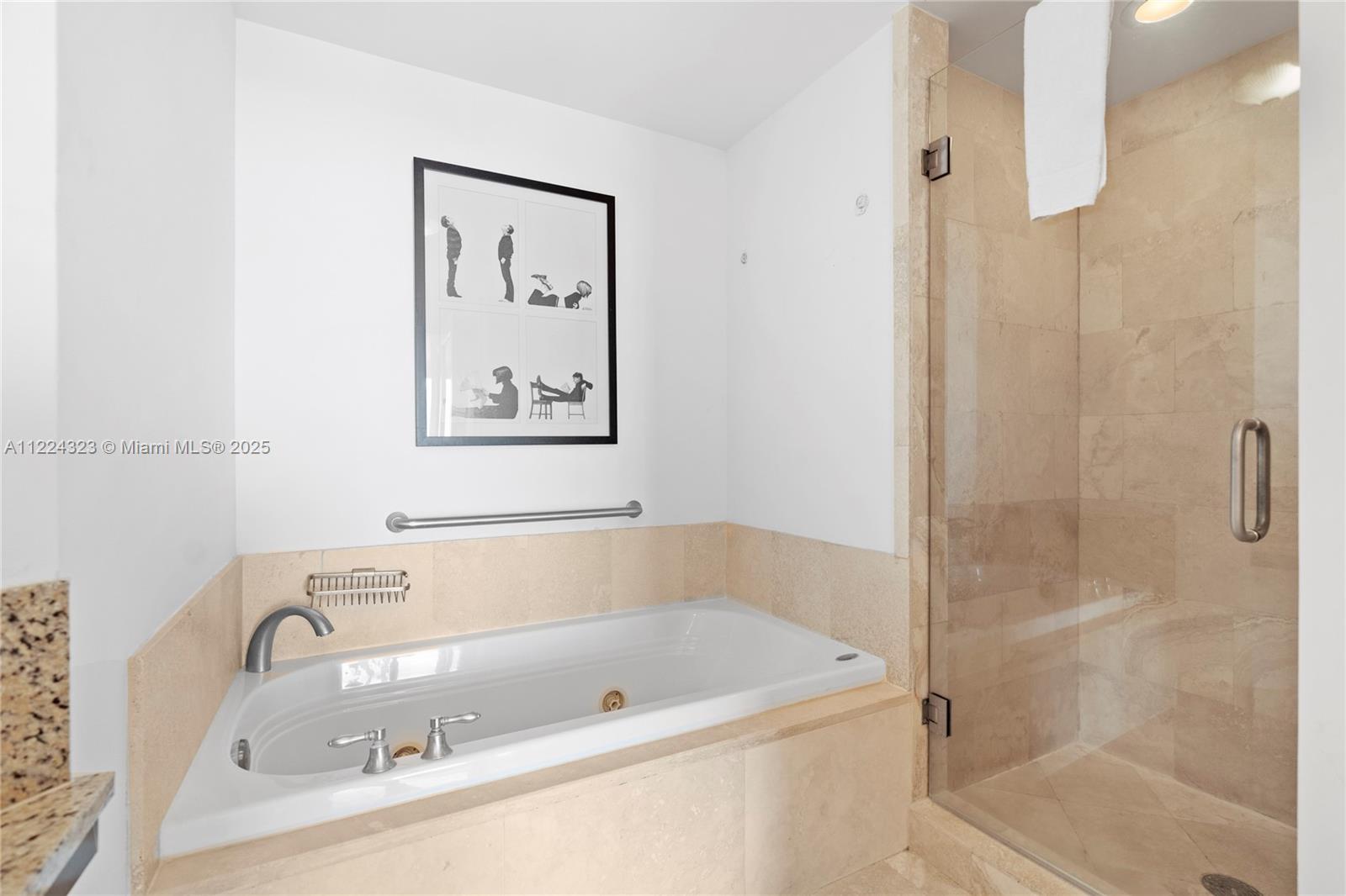 4401 COLLINS AV #2906/2908, Miami Beach FL 33140