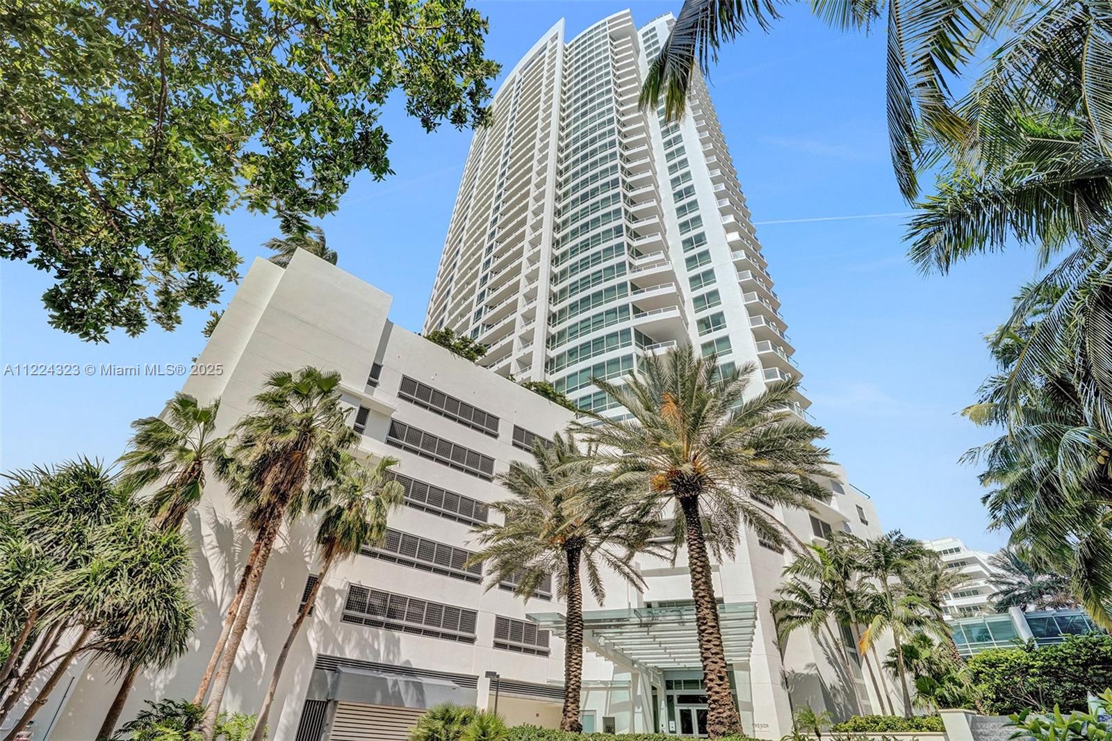 4401 COLLINS AV #2906/2908, Miami Beach FL 33140