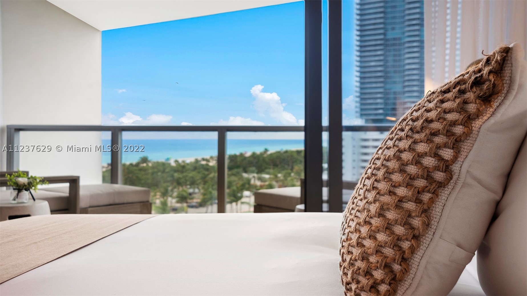 2201 Collins Ave #804, Miami Beach FL 33139
