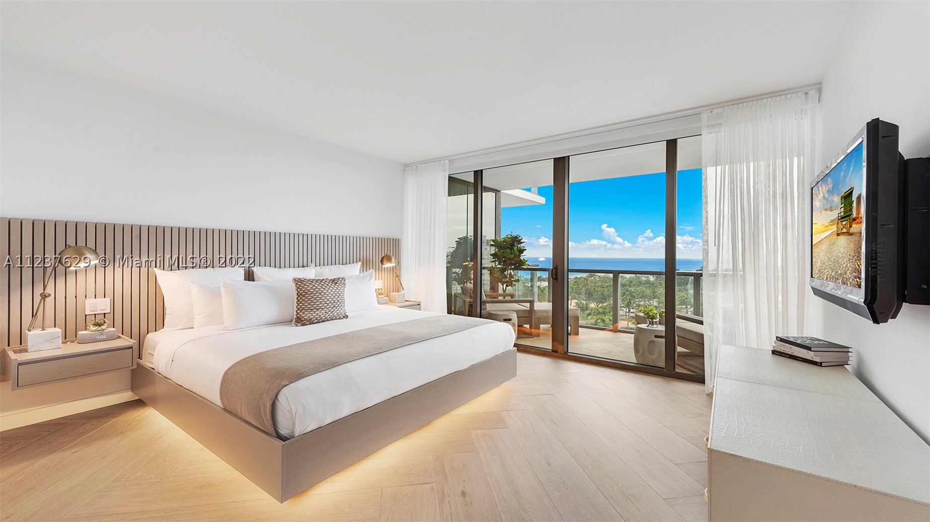 2201 Collins Ave #804, Miami Beach FL 33139