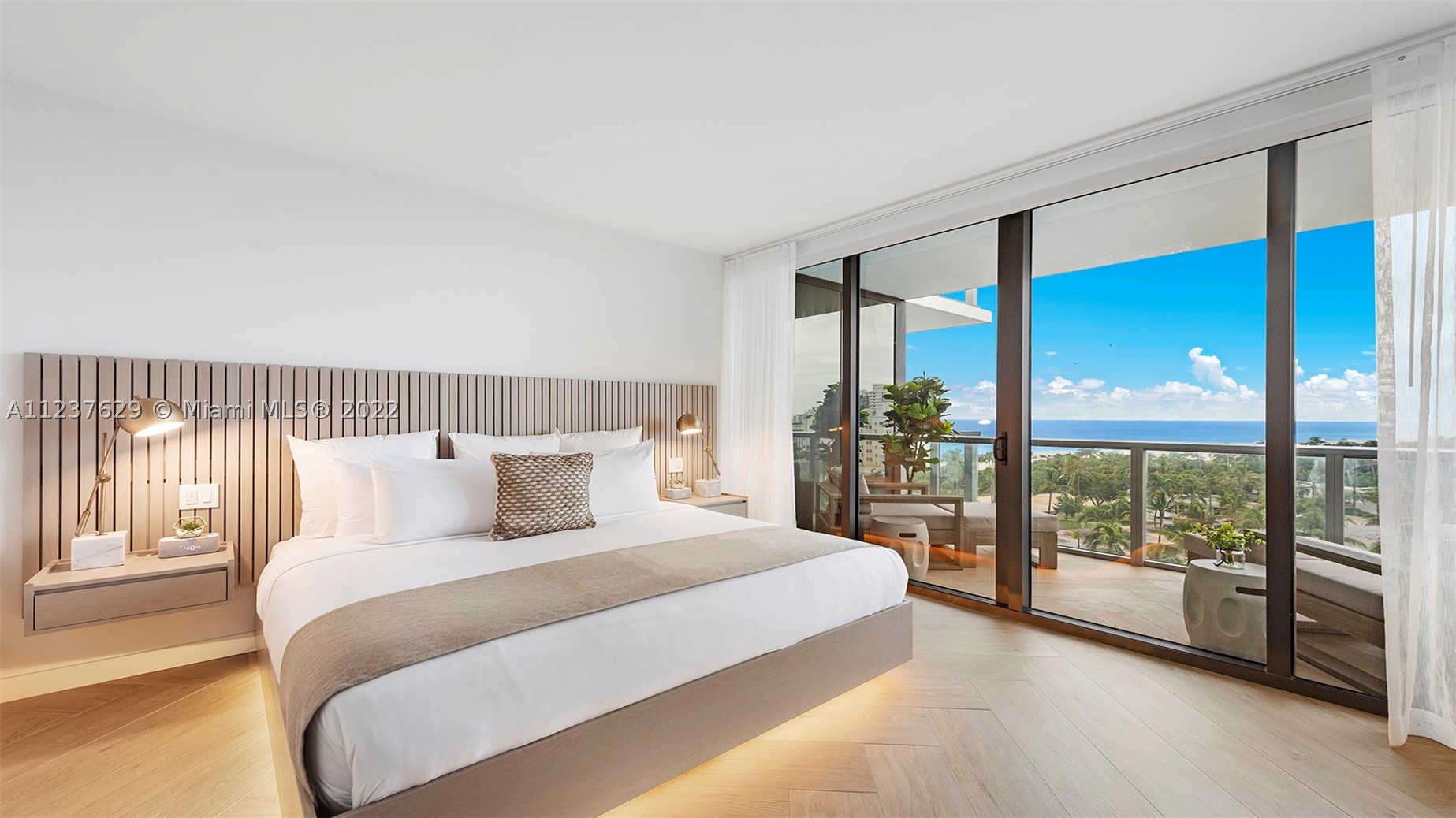 2201 Collins Ave #804, Miami Beach FL 33139