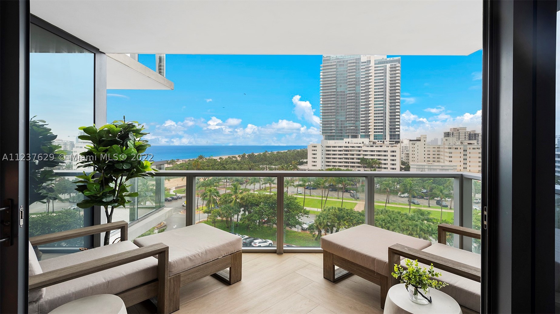 2201 Collins Ave #804, Miami Beach FL 33139