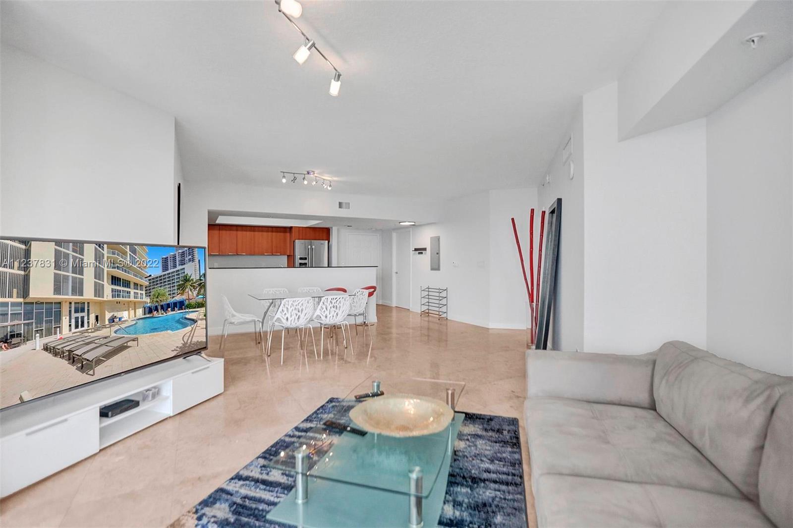 16699 COLLINS AV #3105, Sunny Isles Beach FL 33160