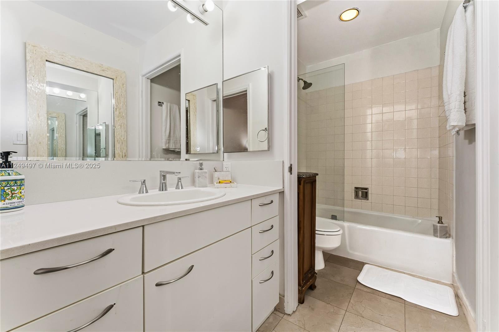 41217 Fisher Island Dr #41217, Miami Beach FL 33109