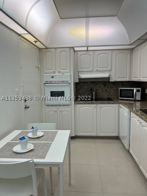 3801 S Ocean Dr #3C, Hollywood FL 33019