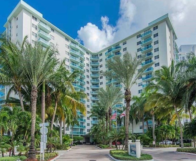 3801 S Ocean Dr #3C, Hollywood FL 33019