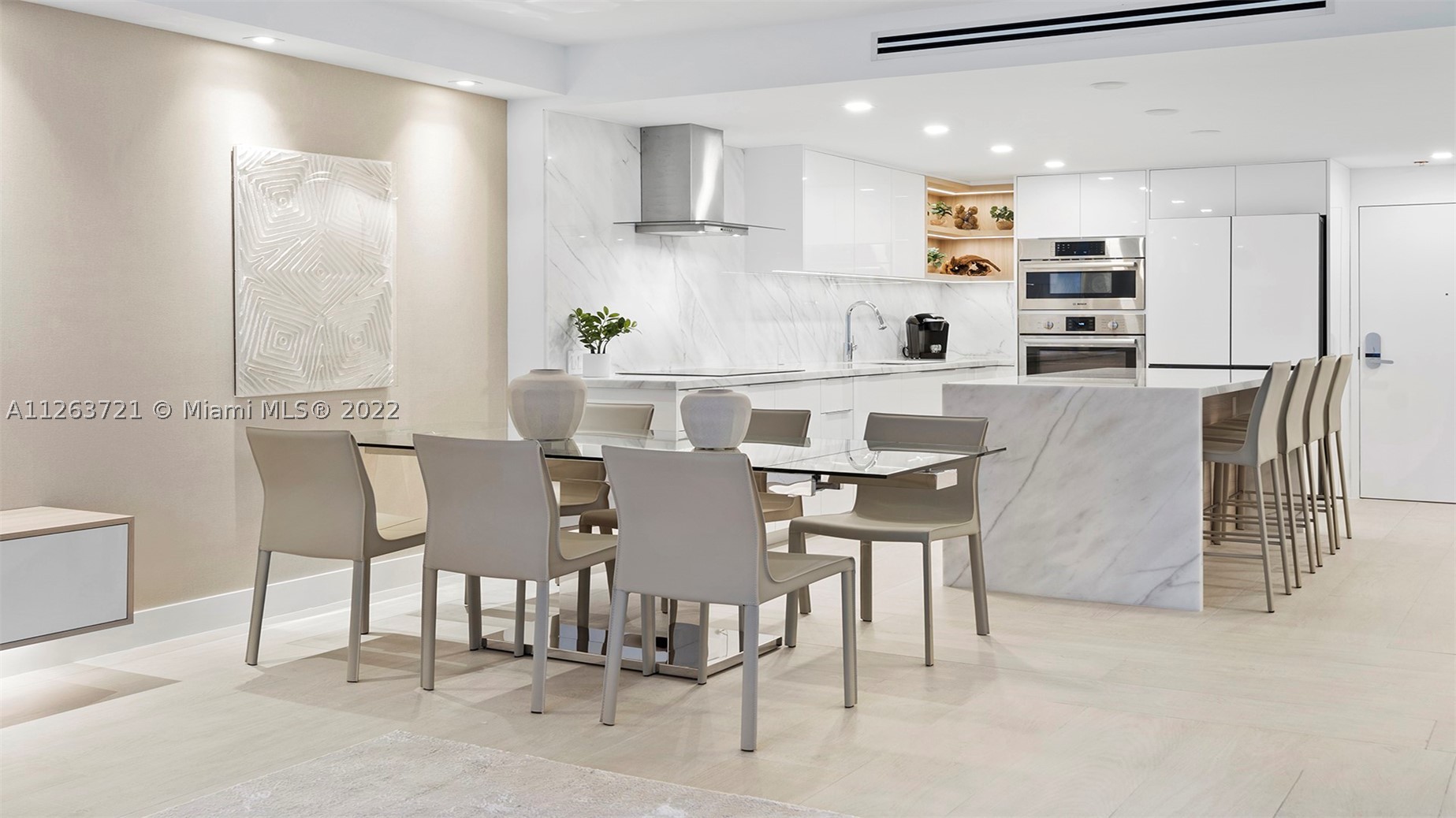 2301 Collins Ave #641, Miami Beach FL 33139