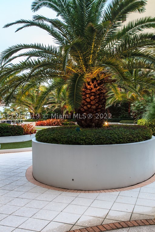 100 Lincoln Rd #943, Miami Beach FL 33139