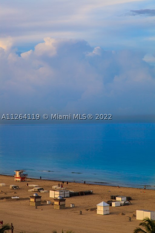 100 Lincoln Rd #943, Miami Beach FL 33139