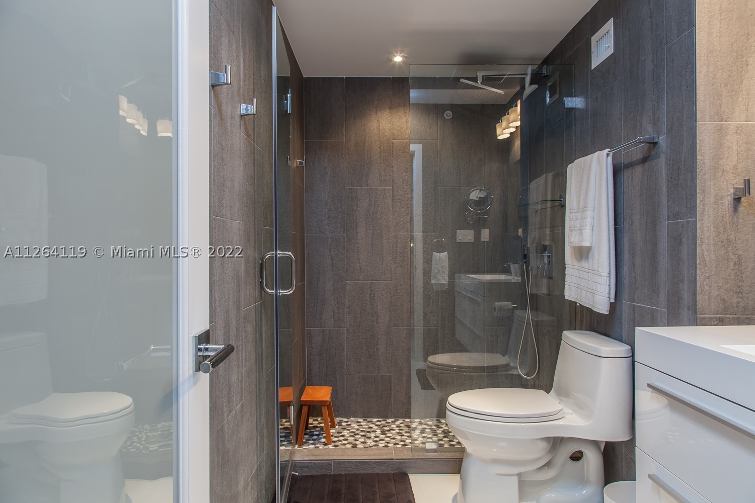100 Lincoln Rd #943, Miami Beach FL 33139