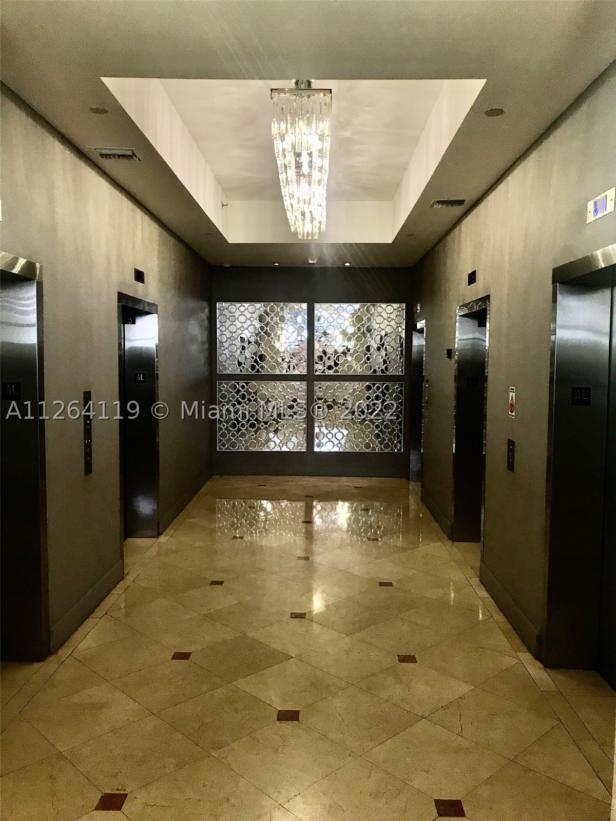 100 Lincoln Rd #943, Miami Beach FL 33139
