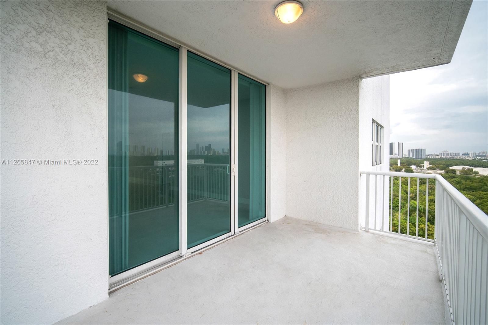 15051 Royal Oaks Ln #1203, North Miami FL 33181