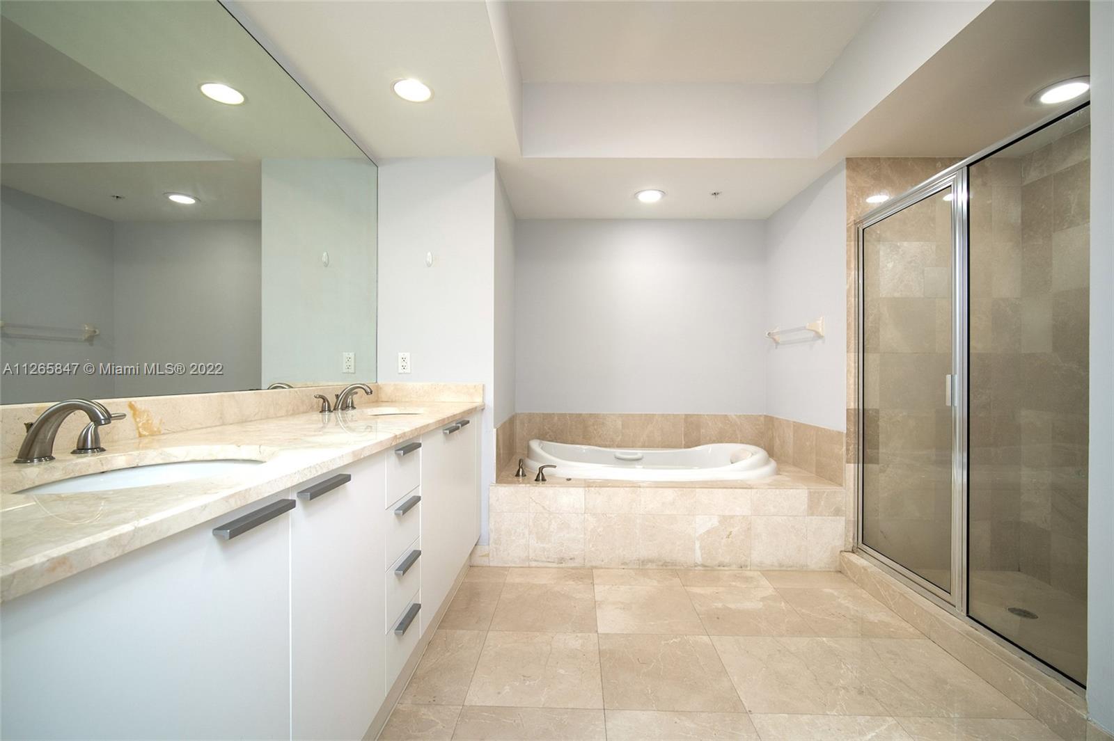 15051 Royal Oaks Ln #1203, North Miami FL 33181