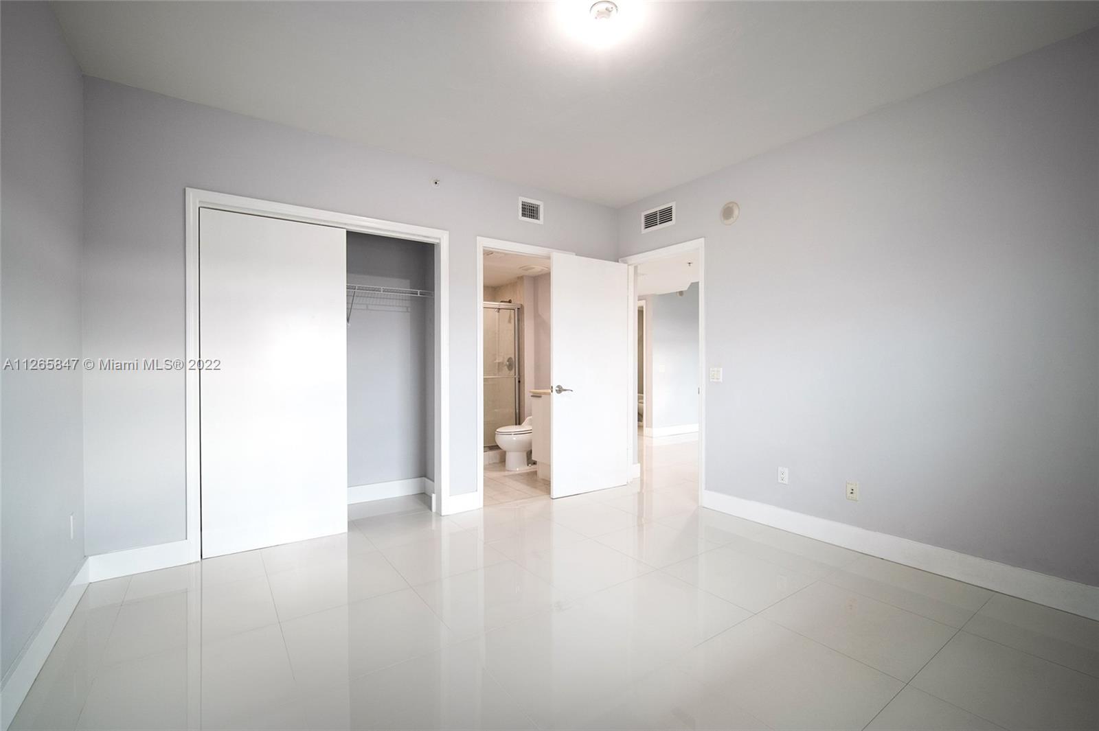 15051 Royal Oaks Ln #1203, North Miami FL 33181