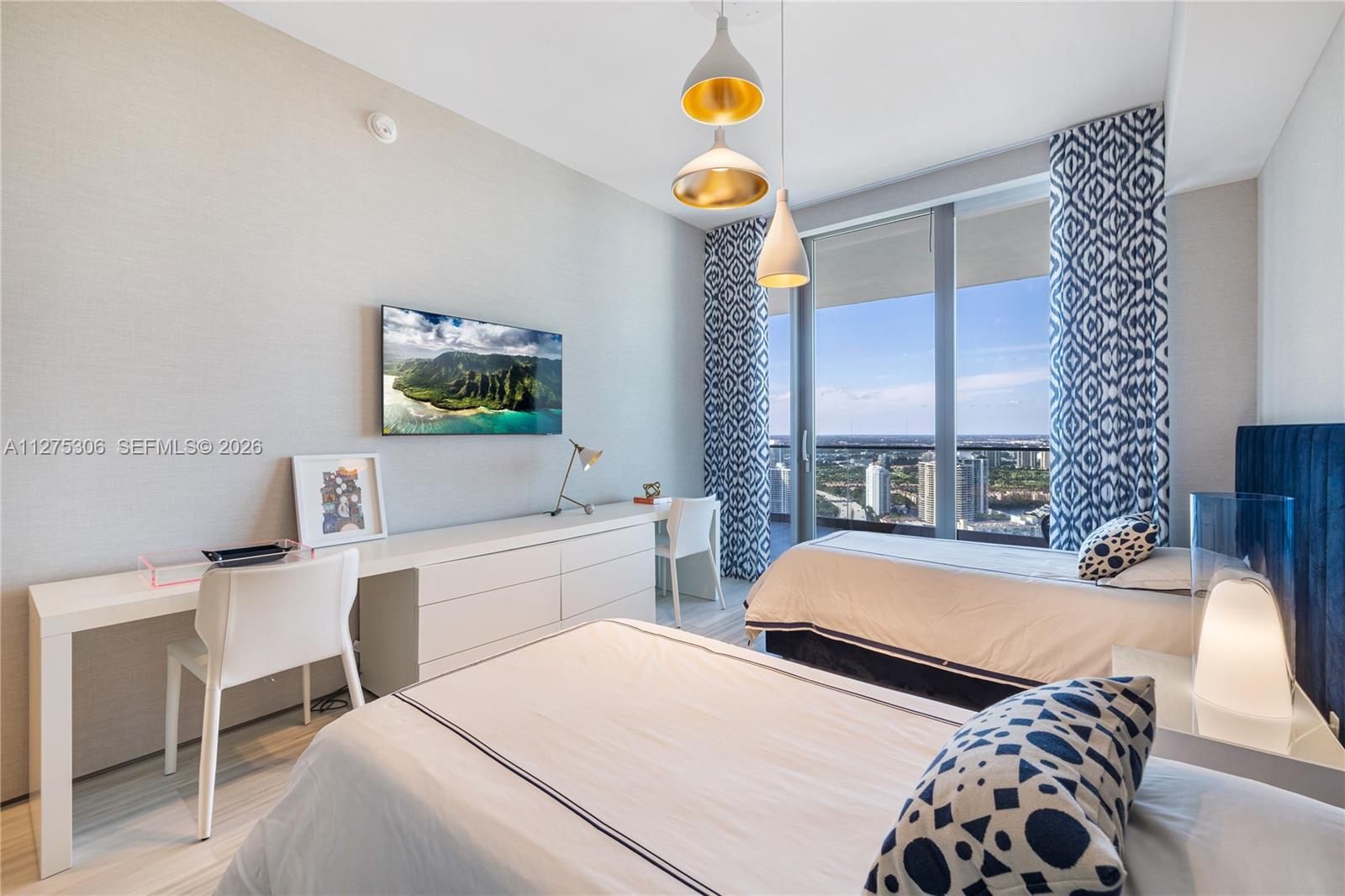 18975 E Collins Ave #3802, Sunny Isles Beach FL 33160