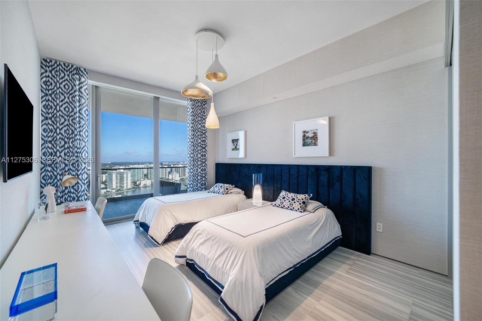 18975 E Collins Ave #3802, Sunny Isles Beach FL 33160